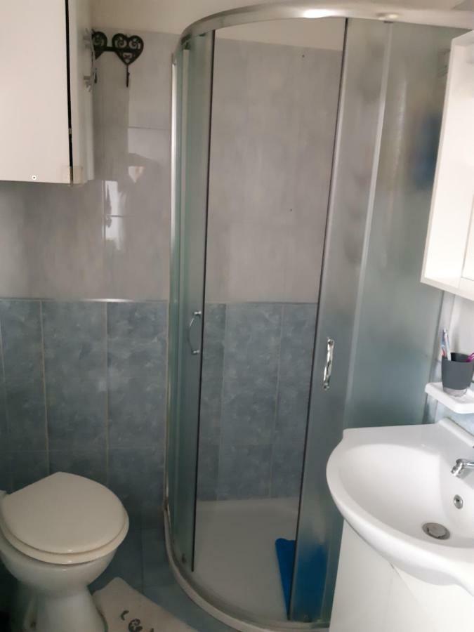Affitti Brevi Ferrera Monolocale Ferrera 20 Minuti Da Rho Fiera E San Siro Apartment Bareggio Ngoại thất bức ảnh